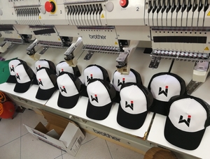 Bordado industrial de gorras Madrid